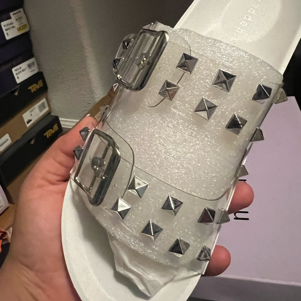 Madden girl sandals